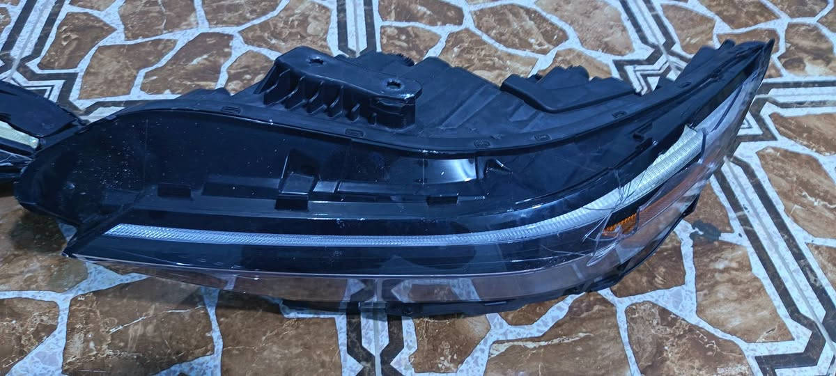 لايتات النترا 2024 بس الجام مكسر وارد أمريكي مكان بصره ***********
