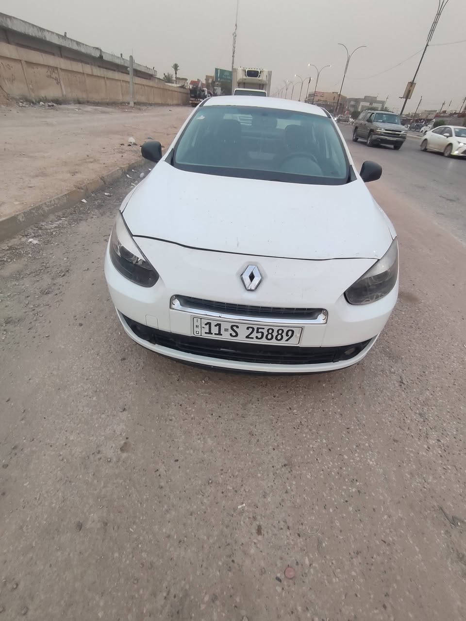 رينو للبيع باسمي. جاهزه السياره وحلوه  كير ومحرك. مكفول.  حداده نسبه ٥٠٪.  عنوان بابل   موديل 2012   سونار مرفق.   رقم ***********.
