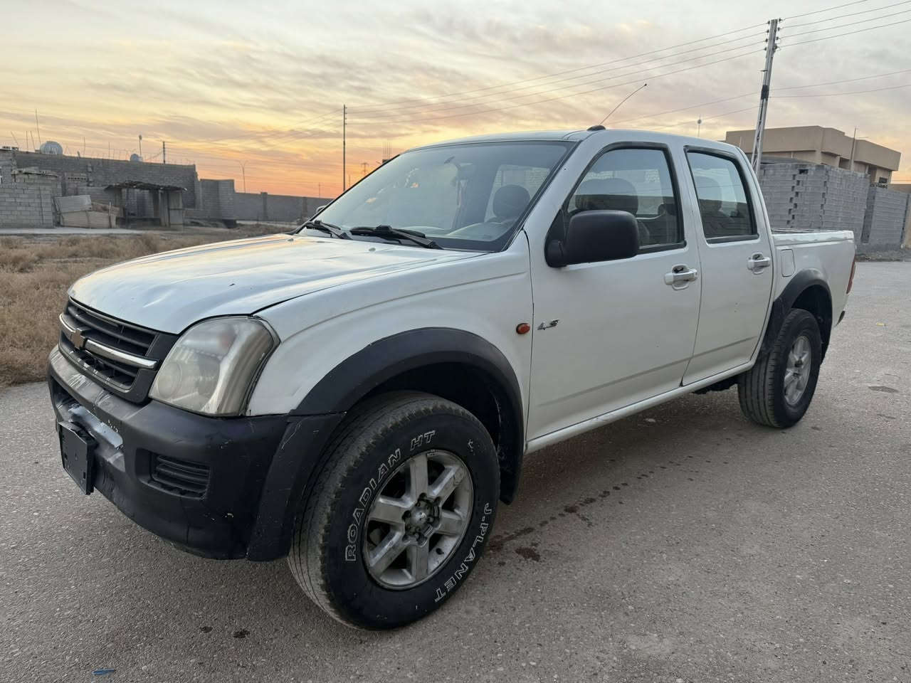 السلام عليكم بيكب شوفر ليت لووف 2005 سيارة مزاد محرك بلادي جاهزه من كلشي كير ومحرك وكهربائيات كله ع بلاد  وكاله ام الباركود كتاب مزاد السعر 55 ورقه وبيها مجال المكان الرمادي ***********
