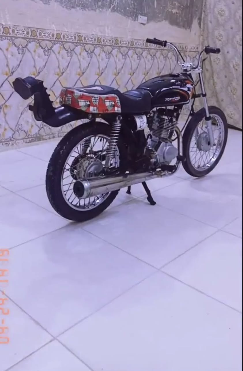 السلام عليكم موجود دراجة للبيع اوراق اصولي مكاني شطرة ب700وبية مجال


**إذا كنت صاحب هذا الإعلان وتريد حذفه لأي سبب، رجاءا أرسل رسالة إلى الدعم الفني**