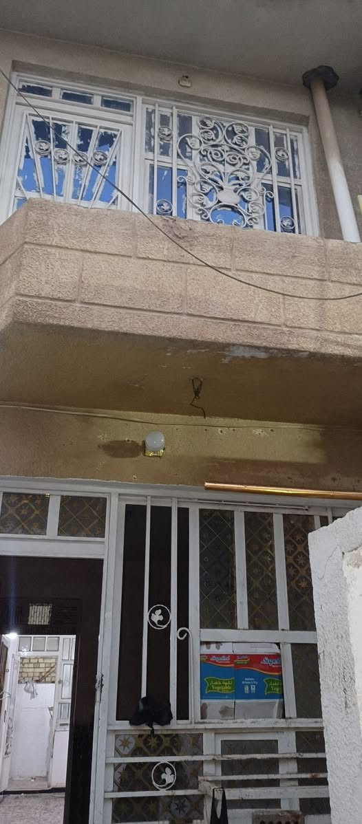 بيت الايجار 50متر بل الغرير طابقين من نزلة صورة سيد يظهر دلالية الغرير ايجار 250 قفل موبايلي ***********
