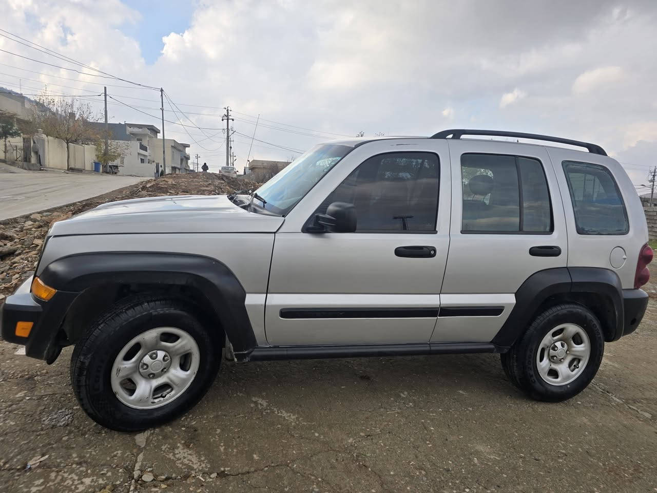 ] جيب ليبرتي دبل اكسل 4x4 دفع رباعي موديل2007  كله شرط كير مكينه شرط تبريد تدفئة شرط على وضع الشريكه ماشاء الله مرايا كهربائي 4جامات كهربائي طخم ويل طخم تايرات  جديد رقم سلیمانیە تحویل شرط
للبیع ومراوسه برق شمالی 
***********
