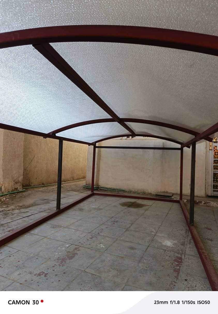 محجر للبيع سعر 300  ***********
