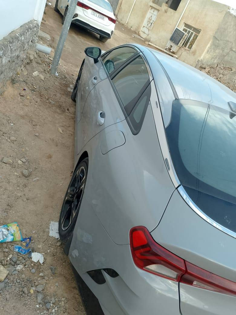 سلام عليكم كي فايف البيع موديل 2023  حره مثني ضربته بس بك لايت الوره الباقي مكفول بصمه فول مدور ثاني يوم سعر 200وبيه مجال شعدك سياره مروس ترهم اتصل او رسلني ***********
