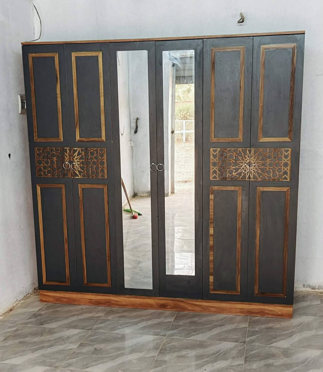 غرفه نوم تركي 5قطع نظف فول سعر بلاش جوه سوك بس ٤٥٠ مع شد ونقل داخل بغداد مجاني


**إذا كنت صاحب هذا الإعلان وتريد حذفه لأي سبب، رجاءا أرسل رسالة إلى الدعم الفني**