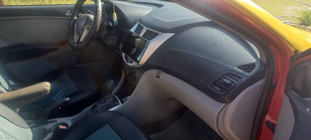 سلام عليكم ... اكسنت موديل 2014 وارد أمريكي حادثهه جاملغ خلفي بدون داخل ولا ايرباك.. ليبل واحد كلهه سياره ادامه كامله مكينتهه تنقص ابيع كايمه تنزل من سعرهه مال المكينه 
بسمي تحويل مباشر 
سنويه لل 2029
سياره مال بيت سبب البيع ضروف عندي 
اسف عل أطاله .. اي استفسار اتصل *********** حلة, بابل
