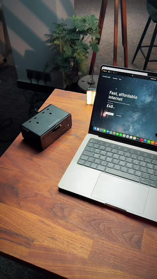 PowerBrix-160 منصة الشحن الأولى من نوعها في العالم (10 في 1) بتقنية GaNFast PD3.1  4 مقابس AC بقوة 3250 واط و 5 منافذ USB-C بقدرة 160 واط وكابل قابل للسحب بطول متر ومنفذ USB-A 30 واط كابل شحن جداري طول 3 متر السعر 160 الف ضمان سنتين لطلب يرجى مراسلة الصفحة  او مراجعة احد فروعنا  الفرع الاول / بغداد شارع الربيعي مجاور الكوخ (الطابق الثاني)  *********** ☎️  الفرع الثاني / بغداد المنصور شارع مول بابلون قرب الأقواس  *********** ☎️ البيع جملة ومفرد  خدمة التوصيل متوفرة لجميع محافظات العراق او من خلال موقعنا الالكتروني الموجود بالبايو  MagStick – Promate Iraq https://share.google/2dFX8QWKbBqT7mwpU #العراق. #اكسسوار #بروميت #كيبل #بربري_ستور
