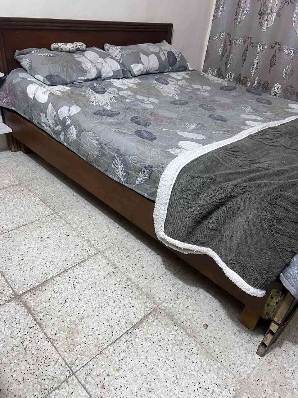 جربايه  وميز مرايه ب200وياهن دوشك خشب صاج لثكيل لاصلي


**إذا كنت صاحب هذا الإعلان وتريد حذفه لأي سبب، رجاءا أرسل رسالة إلى الدعم الفني**