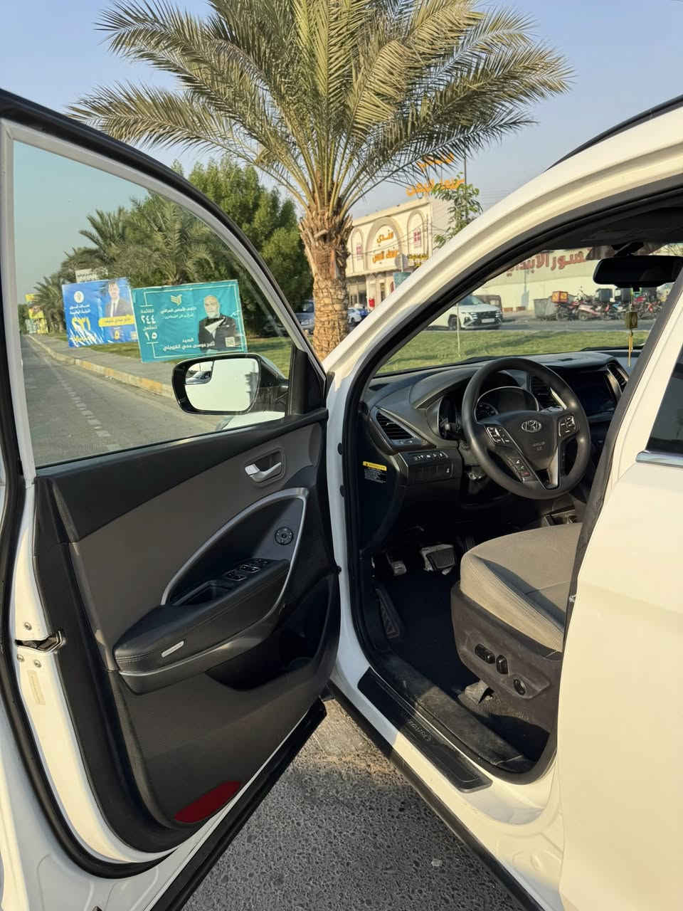 سنتافي  Sport 2018
رقم ذي قار 
تحويل مباشر مشروع وطني
اللون ابيض
محرك 2400 GDI
تبريد قطعتين
فور ويل
3وضعيات قيادة
تدفئة كشنات امامية
كشن سايق كهربائي
تحكم ستيرن
سونار موجود 
ماشية 107
(*المكينه مفتوحه ع ايدي وقطع غيار وكالة *)
السعر 150 وبيها مجال 
العنوان - كربلاء 

*********** 
***********
