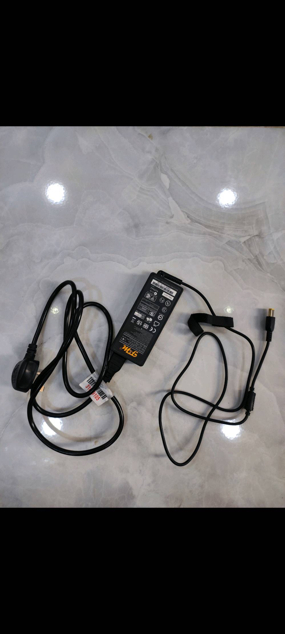 لابتوب لينوفو.... 
 الشركة: لينوفو (Lenovo)
النظام: ويندوز 10 هوم (64 بت)
المعالج: معالج بسرعة 1.90 جيجاهرتز
الذاكرة (الرام): 8 جيجابايت (8192 ميجابايت)
DirectX: إصدار DirectX 12