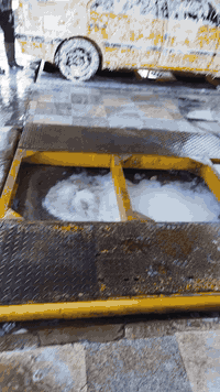 سلام عليكم بيجو 405 رقم ميسان كير محرك يخبل تجي وتشوف 
مديل 12 مصفرة غرامات وهيهة السعر 27تدفءة كهرباءيات كلة شغال سنوية صارلهة شهرين صاقطة  السعر 27وبيهة مجال للشراي***********
