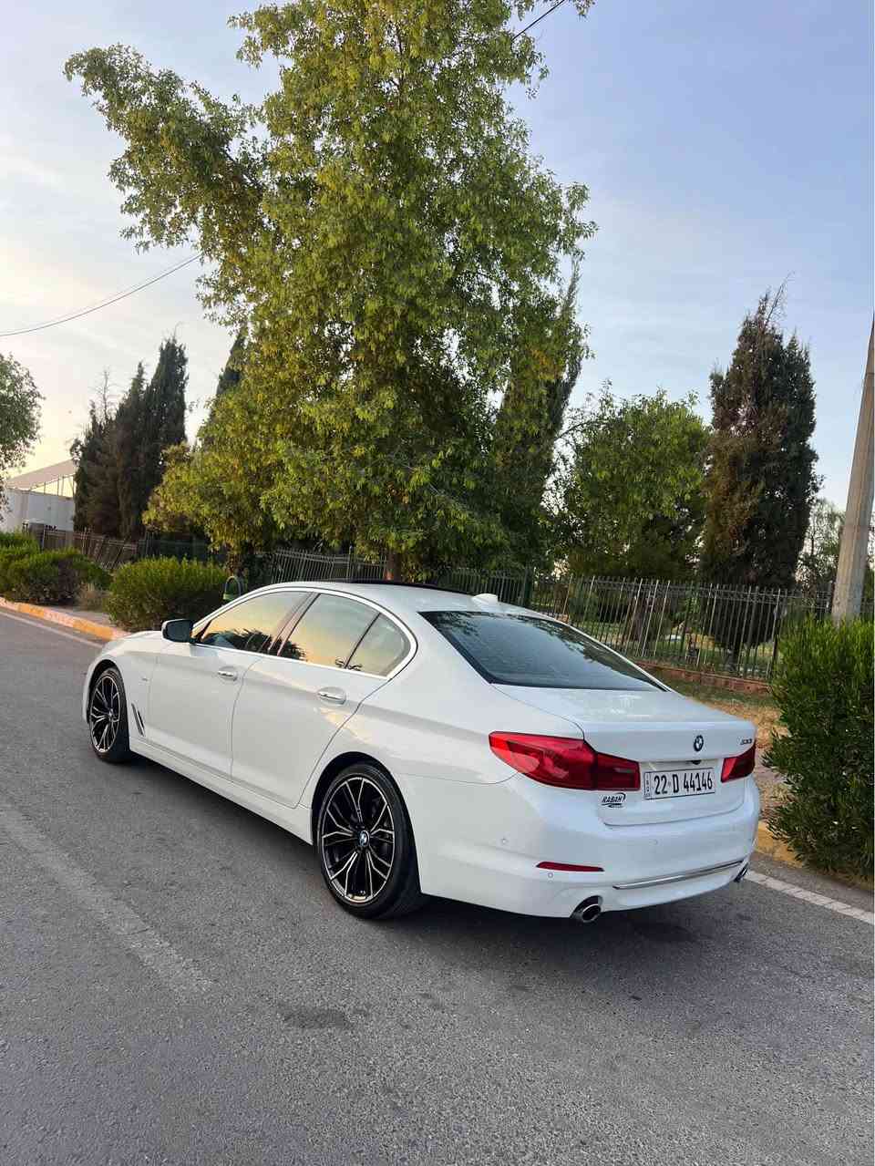 Bmw 530i 2018 luxury 
خليجي وكالة عروش
فول مواصفات ١/١ 
بواب شفط
٥ كامرات
٥ برادت 
داخل مشمشي 
رادار 
كيج الكتروني 
داخل ليد 
بدون صبغ سيارة 
بيها ٣ مكان بارد 
ماشي ١٠٨ الف 
مكان اربيل 
سعر ٢١٨ ورقة مجال بسيط
واتساب *********** أربيل, العراق
