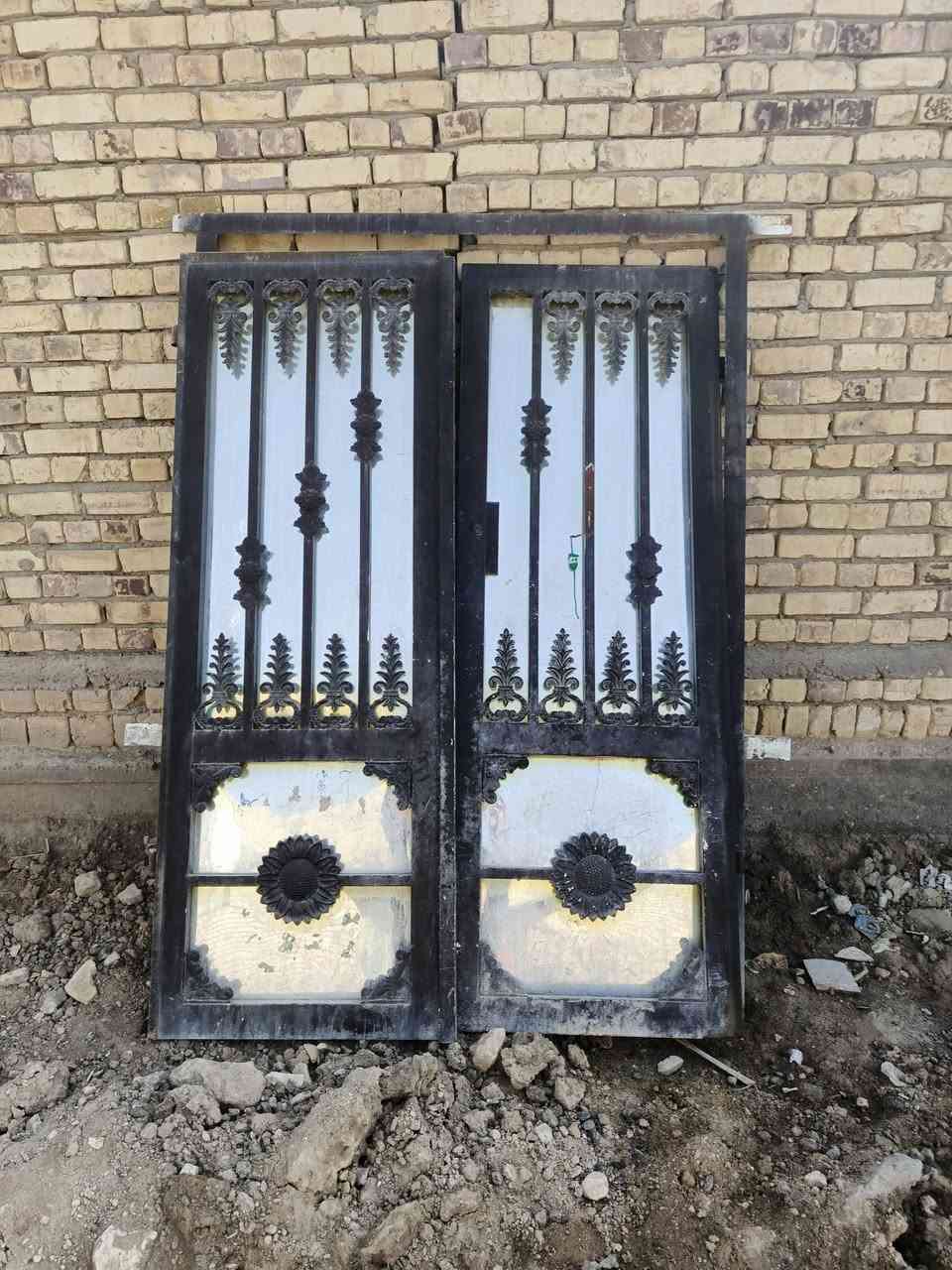 سلام باب طلاكه وربع ارتفاع تريده مترين تريده ٣امتار يرهم وباب متر ونص في مترين وباب ٤طلالك دفتري وشلمانه طول ٣متر وشلمانه ٢متر وهنكلاين طول مترين للبيع


**إذا كنت صاحب هذا الإعلان وتريد حذفه لأي سبب، رجاءا أرسل رسالة إلى الدعم الفني**