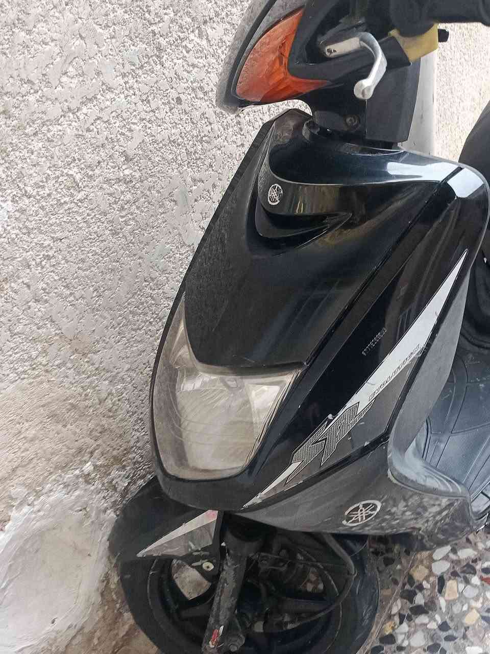 السلام عليكم سكنست للبيع نظيفه دراجه الرقم ***********
