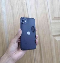 ايفون11عادي الجهاز جديد ونضيف فقط مبدل شاشه اصليه تفصيخ ذاكره128بطاريه...