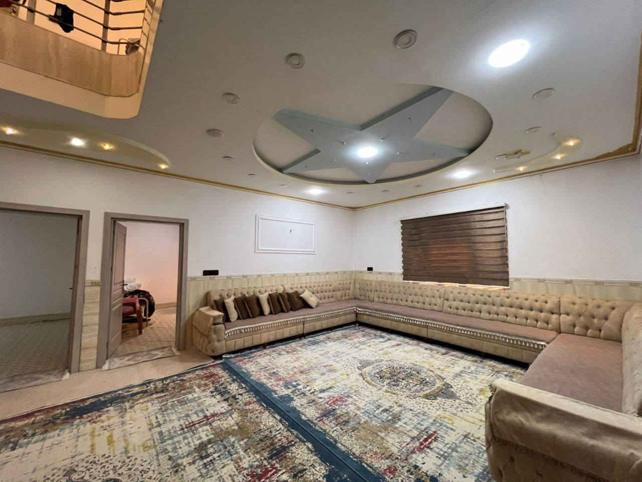 #عقارات_ابو_وسام
🔸سند طابو يتسجل بإسم اي عراقي
📍أربيل-بيت للبيع 5حساروك مقابل حديقه قرب شارع120M
➖مساحة 250M طابقين ركن
يتكون⤵️
➖4غرف نوم 
➖استقبال-صاله-مطبخ-مجموعه صحيات-كراج

📸 السعر والصورة متوفرة على قناتنا الرسمية في التليكرام 👇
🔗 https://t.me/Hassanabowissam
تابعنا الان وشوف احدث العقارات يوميا ع الصفحه الرسميه في فيسبوك
🔗https://www.facebook.com/share/1FHZ1d86H9/

📞 تواصل مباشر واتساب أو اتصال:
📱 ***********
📱 ***********

#عقارات_اربيل #شقق_للبيع_اربيل #بيو_لبيع_اربيل  #فلل_للبيع_اربيل #مجمعات_سكنية_اربيل
 #عقارات_كردستان  
#استثمار_عقاري_اربيل #عقارات_بغداد_سليمانية_اربيل  #عقارات_شمال_العراق  

⬅️ الأسعار والصور داخل القناة… لا تفوّت الفرصة

تابعنا الان وشوف احدث العقارات يوميا 🏘️
🔗https://t.me/Hassanabowissam

12 دفتر 50 ورقه
