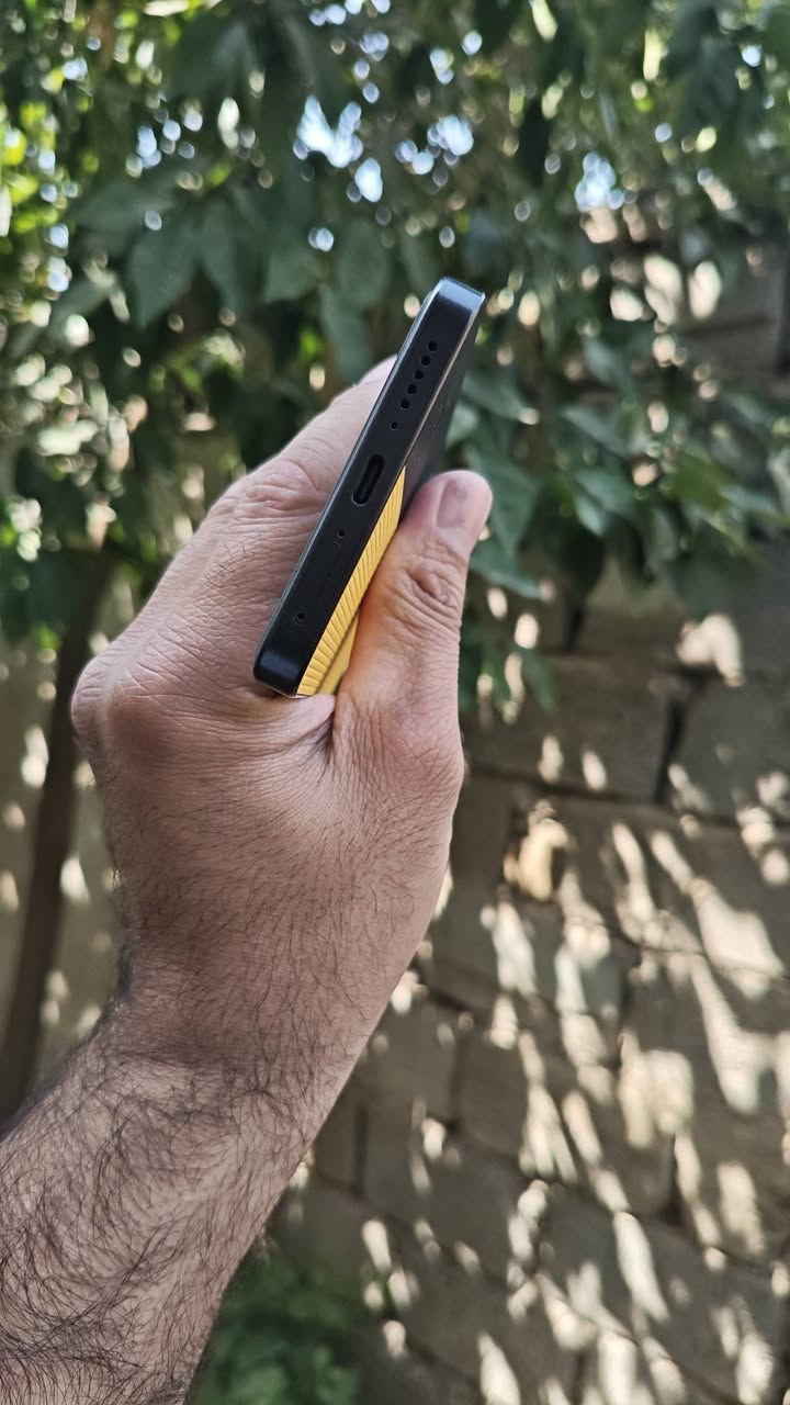 بوكو x7 برو 
جهاز غني عن التعريف🔥
يشغل كل الالعاب ع 120 فريم مثل ببجي وغيرها 👏🔥
بطارية 98 🔋
لون مميز نظافة 💯
 ذاكرة 256 
رام 12/12
كامل ملحقات شاحنة مع علبة
السعر 370 
وبيه مجال قليل


**إذا كنت صاحب هذا الإعلان وتريد حذفه لأي سبب، رجاءا أرسل رسالة إلى الدعم الفني**