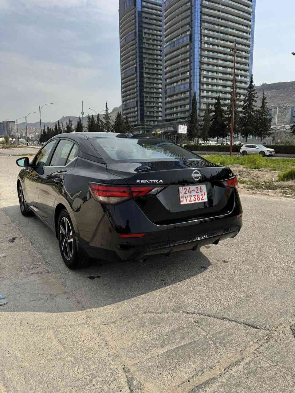 نيسان سنترا 
 Xtronic Cvt 2.0
موديل 2024
بدون صبغ تعديل PDR فقط 
بجم شواصي دواخل بشرط 
صورة قبل التعديل بين الصور

مواصفات SV
بصمه 
شاشه 
كاميره 
رادار امامي 
رادار خلفي 
مرايا رادار 
 تحكمات ستيرن  
مسار طريق 
تحديد سرعه 
حساس خلفي  
سعر 139 ورقه مجال عنوان دهوك
 هاتف واتس ابب
*********** كاتي تترقم اربيل دهوك سليمانيه
