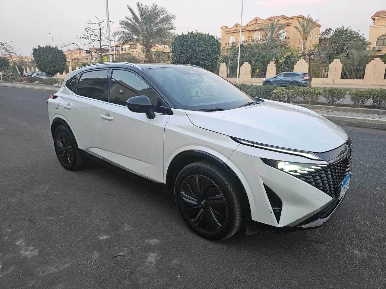 🚘 للبيع — Nissan Qashqai 2025 🚘
✨ أعلي فئة “Tekna”

✨ عداد 30 ألف كيلو 

✨ فابريكة بالكامل

✨ صيانات توكيل بالكامل

✨ رخصة سنتين

✨ مرور الجزيرة

✨ فيلم حماية بروتكشن بضمان 10 سنين

🔹 بانوراما

🔹 كراسي كهرباء + ميموري

🔹 فرش جلد فاخر

🔹 شنطة كهرباء

🔹 هيد أب ديسبلاي

🔹 Apple CarPlay

🔹 شاحن وايرلس

🔹 بصمة داخلية وخارجية

🔹 حساسات أمامية وخلفية

🔹 طارة مالتي

🔹 مثبت سرعة

🔹 كاميرا 360°

🔹 Bose Sound System

🔹 Blind Spot Assist

🔹 Lane Assist

🚗 العربية بحالة ممتازة جدًا وجاهزة للمعاينة

📍 المعاينة في الشيخ زايد

📞 للتواصل / 01028484988 الشيخ زايد, الجيزة


**إذا كنت صاحب هذا الإعلان وتريد حذفه لأي سبب، رجاءا أرسل رسالة إلى الدعم الفني**