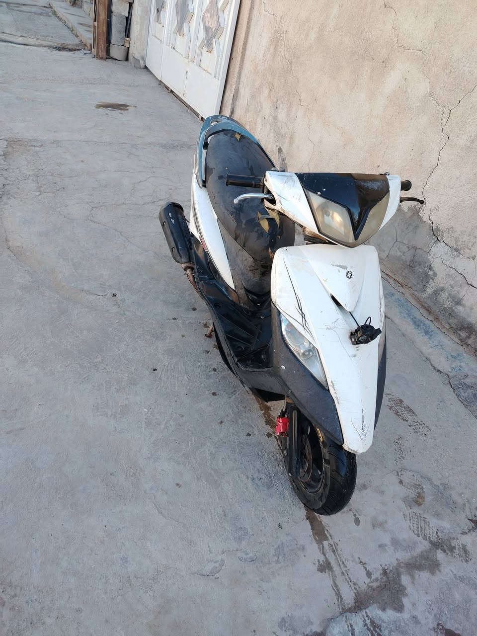 السلام عليكم
ماكس ثعلب للبيع دراجه بلاديه مابيه نقص نكره سلف مكينه ناعمه شلعه. ومعدل كهربائيات كله شغاله  وبيها مجال للشراي *********** بغداد غزاليه
