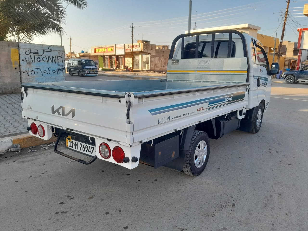 للبيع كيه ٢٠٢٣ رقم بغداد انكليزي سياره جديده بمعنى الكلمه ماشيه ٤٣ الف حقيقي وقابله للزياده استخدام شخصي ماشايله حمل ابد تايرات الشركه وسبيرات مانازلات كير ومحرك واكسل وتخم تاير كله جديد العنوان بغداد الطارميه الشراي الهاتف *********** # ***********
