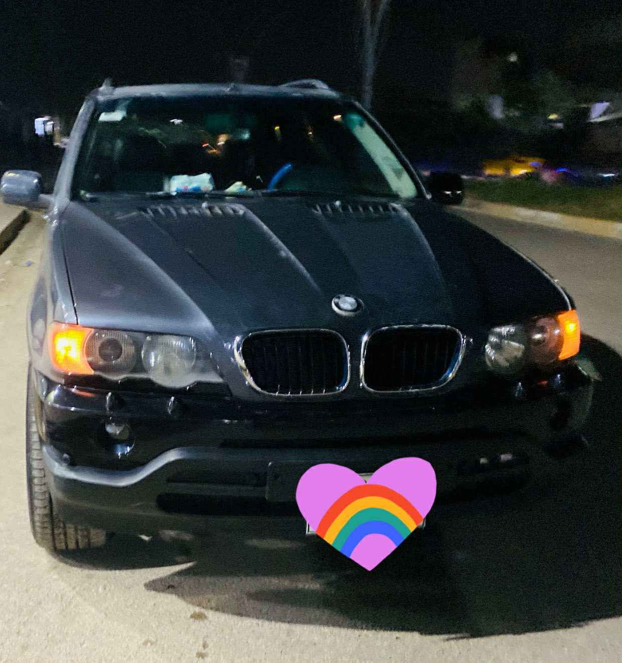 بي ام دبليو X5 2002 
V8 
كير نظيف
محرك نظيف
رقم اربيل شرط التحويل
السيارة جاهزة
السعر المطلوب 60 
مكاني كركوك 
فقط الشراي يتصل
***********
او على الخاص
