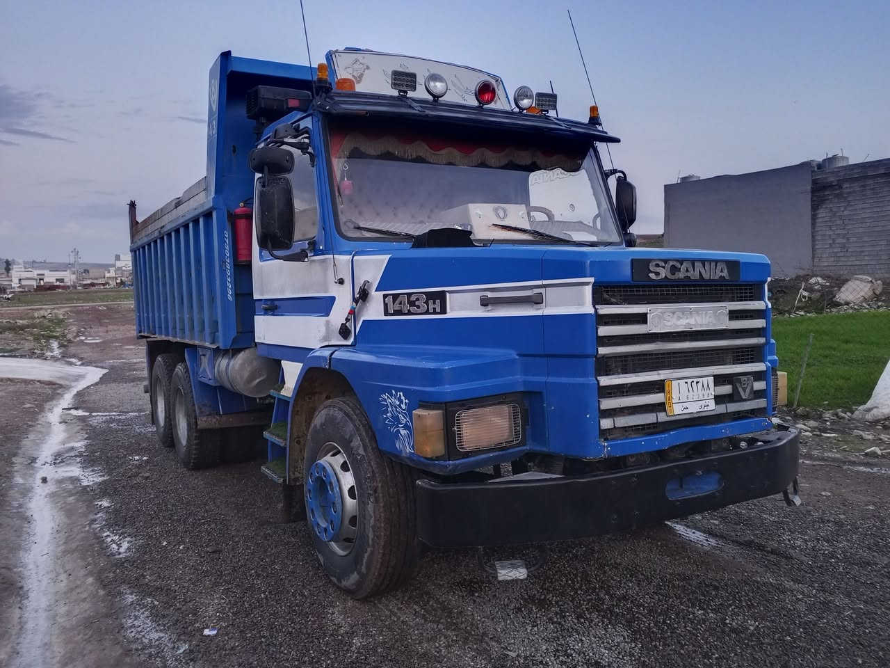 اسلام عليكم 
قلاب143للبيع
سكاني موديل 88
رقم نينوى الماني 
سنويه جديده 
بودي جديد وحصة گاز 
للستفسار على هذا الرقم
***********
‏‪***********‬‏
