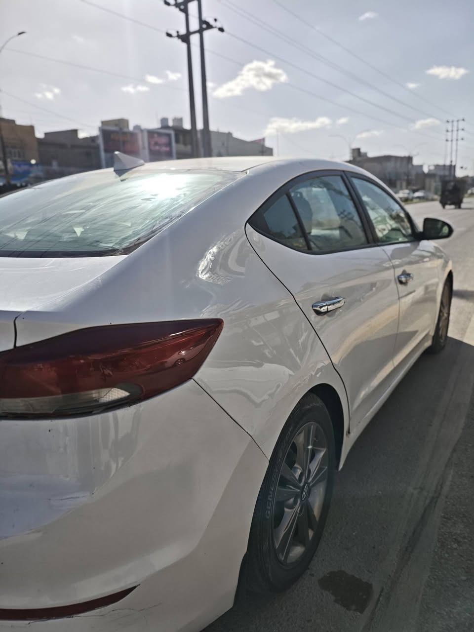 هونداي النترا موديل 2017 محرك2000دوش /رقم كربلاء باسمي تحويل ثاني يوم //حادث بمريكا دعاميه فقط +بارد بسيط 
كشنات جلد
حساسات
شاشة
اربع انضمة قيادة 
                                       السعر 125$ وبيها مجال بسيط 
الموقع :كربلاء المقدسه
 (***********)/(***********)
