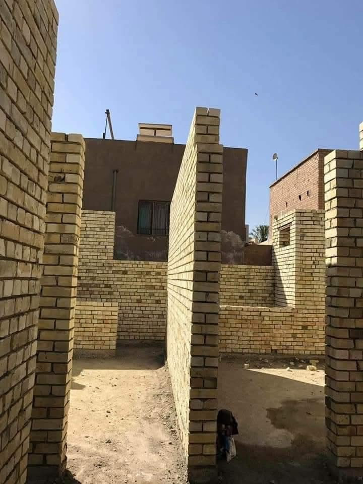 خلفة بناء جانب من عمالي داخل بغداد.  ***********
