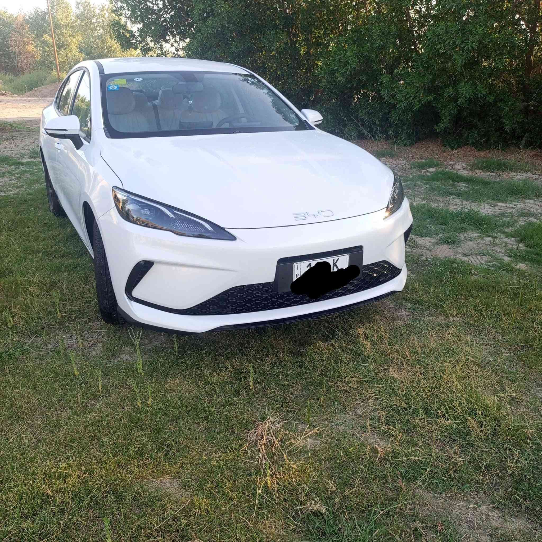 سلام عليكم بيوادي سيل فايف 2025 ماشيه 11 الف كفاله 
عامه على وضع الشركه لا شخط ولا رصعه مكفوله 
بصمه وكارت دخول ذكي  اربع انضمه قياده بطاريه تمشيك 55 كيلو  تبريد قطعتين السعر 20 مليون وبيه مجال بسيط
للاتصال***********
