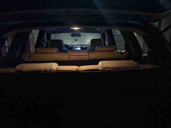 سيارة سنتافي ٢٠١١
مكينة اربعة سلندر
ثلاث مقاعد
سلايت
تحكم ستيرن
شاشة 
تبريد مركزي حتى الصندوق تبريد
رقم دهوك سنوية الى ٢٠٢٨ 
جاملغ خلفي صفحة النفر بخ بدون دواخل فقط بخ يعني قطعة وحدة فقط
سيارة بدون نواقص
سعر ١٥٧ ومجال 
*********** واتساب
*********** هاتف
العنوان دهوك دهوك
