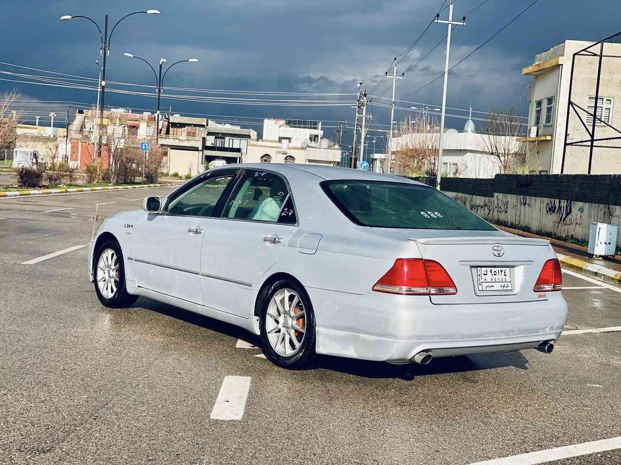 (2005موس موس )ڕۆیاڵ پێشو دوای کراوە بەسپۆڕت  بەحری ناو ڕەساسی ساج سور دودوگمەی گێڕومەکینە بچوک شاشەو کامێرە دو پارچەی بۆیاخی ئەوروپایە سەیارەکە کامل مەسرەف کراوە تایەی تازەیە دینارێک نوقسانی تیانیە هەمو گیانی بەشەرت تەبرید ساردو گەرمی بەشەرت سەقفی شوشەی  چاڵو شوختی نیە کامل جایز 💙
***********
***********
