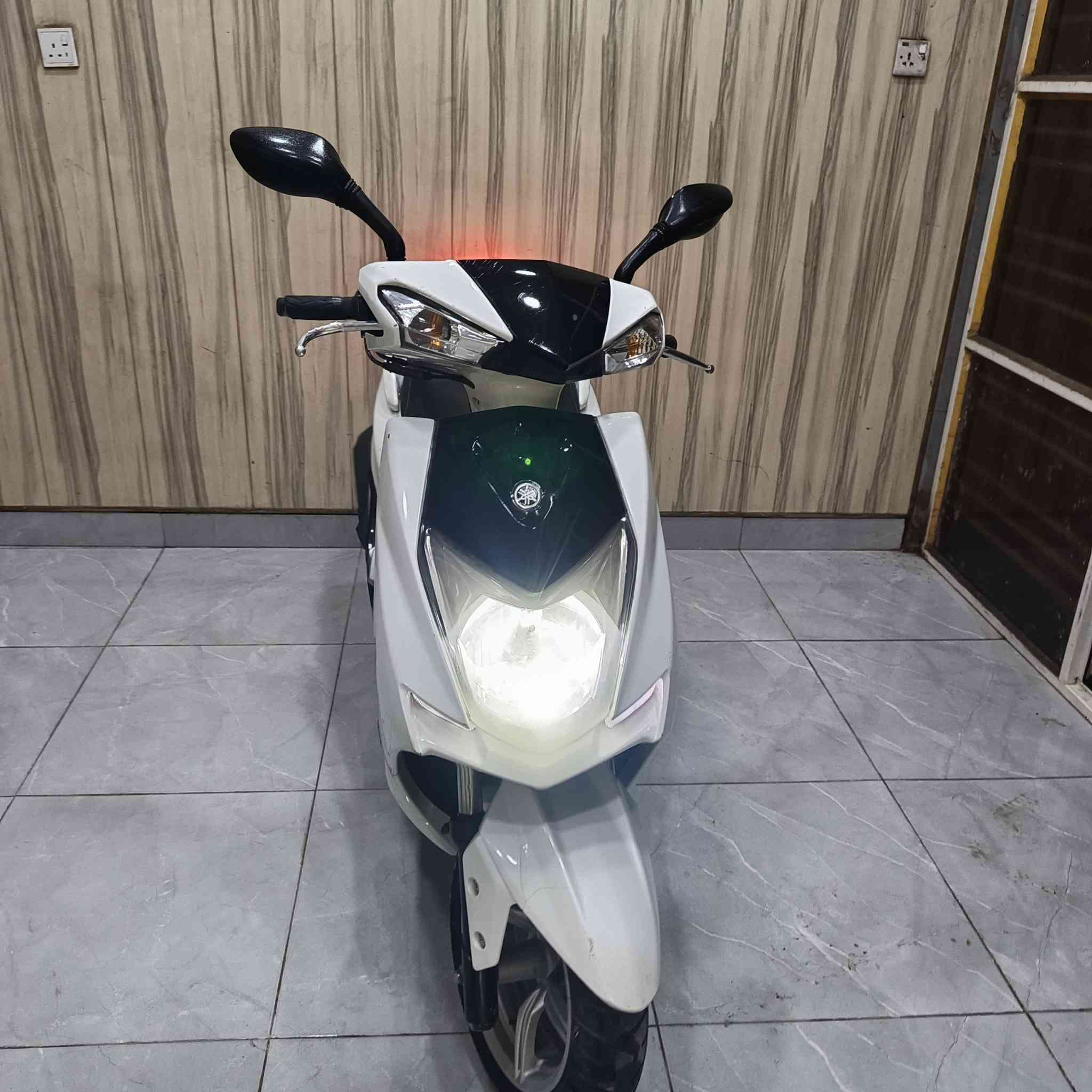 السلام عليكم سكنس شمعه موديل 2018 مكفوله كفاله عامه فقط تكحيلات بل كفرات واضحات بل تصوير اوراق كامله  (سعر 1400)بيه مجال بغداد ***********
