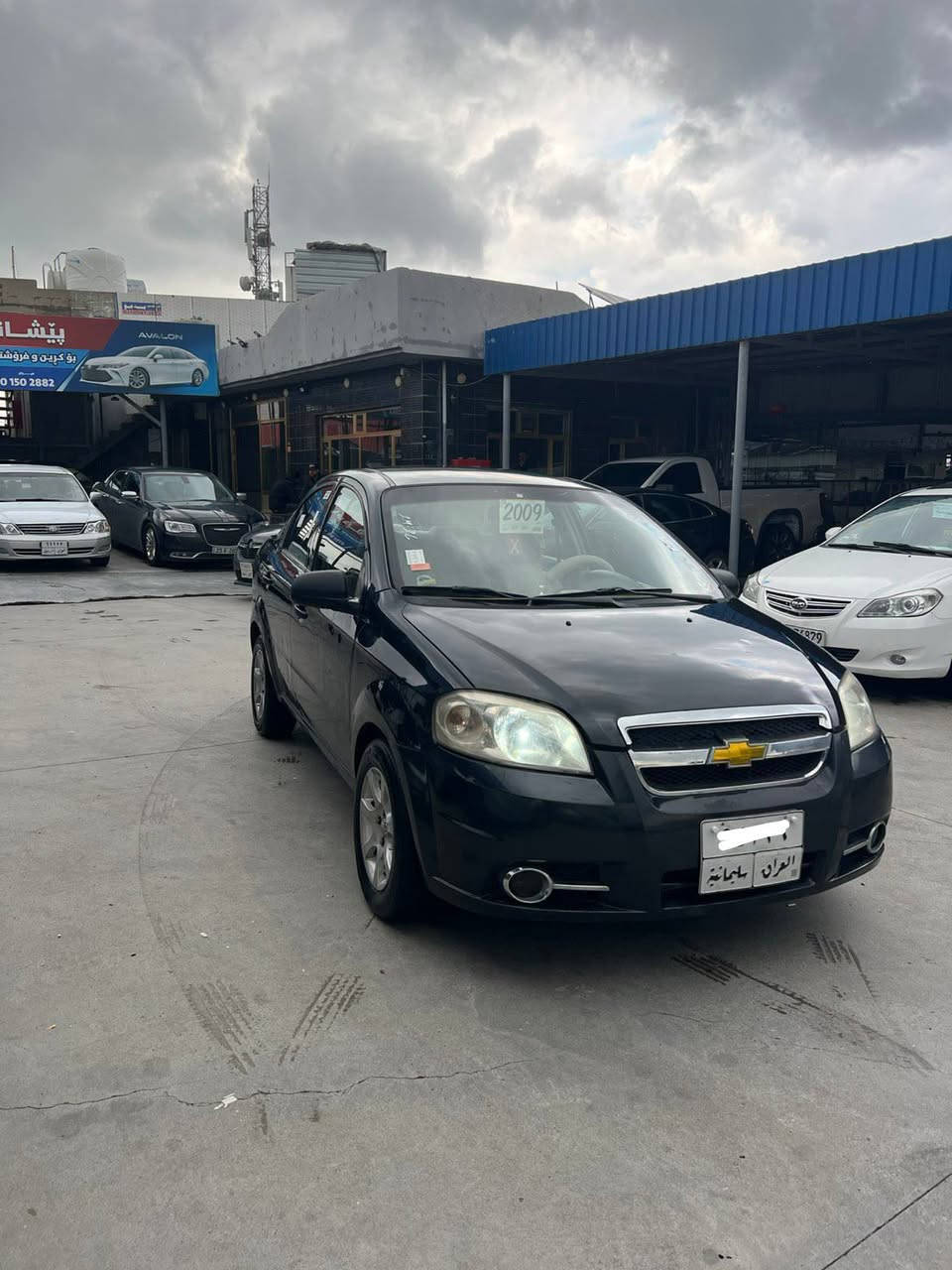 ئەڤیۆ ٢٠٠٩ ی ناو زەرد  مەکینە گەورە گێڕ ئۆتۆماتیک گێڕ و مەکینەی بەشەرت بەس سنوقی بۆیاخە ٢ پەڵە ساردی ھەیە سەنەوی ٢٠ ڕۆژە بەسەر چووە ساردی و گەرمی مەزبووتە کاڵ بوونەوەی نییە تەحویل و خرامەی بەشەرت نرخی ٦٢ گەڵایە لە سلێمانیم *********** السليمانية, العراق
