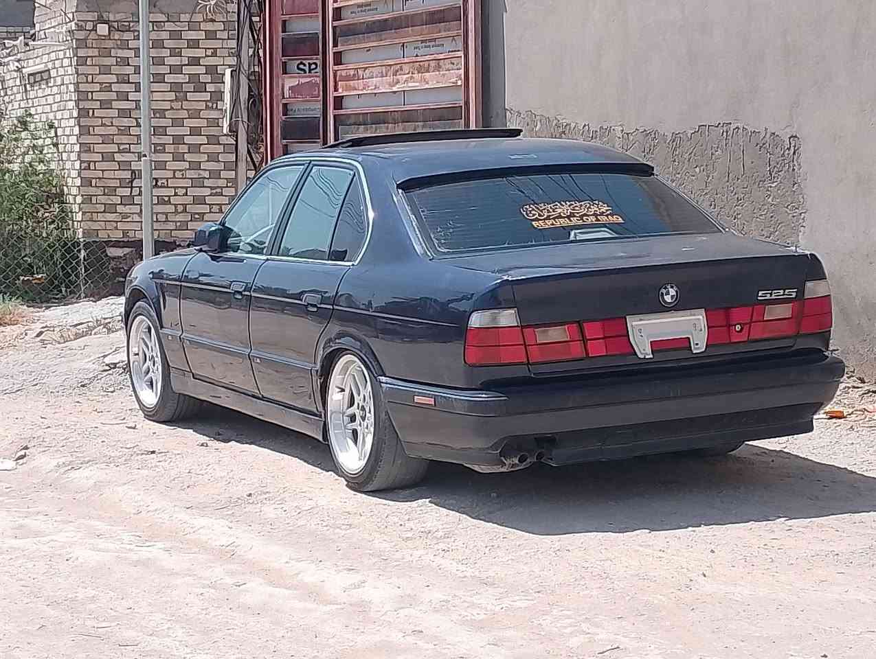 525اصل موديل 92 غرفه جلد كهرباء ابيض فحته تبريد
ويل كب رياضي 
سيتم كامل 
سبايدر جامه خلفيه وجنطه 
رقم اربيل تريد وكاله تريد تحويل 
مكينه وكير جدد 
حداديه جديده 
تغم تاير جديد 
سياره خير من الله  نصبه وشكل كلش حلوه احلا من الصورة
عنوان نجف كوفه 
***********
 
واات ساب ***********

غير متواجد عل الفيس
