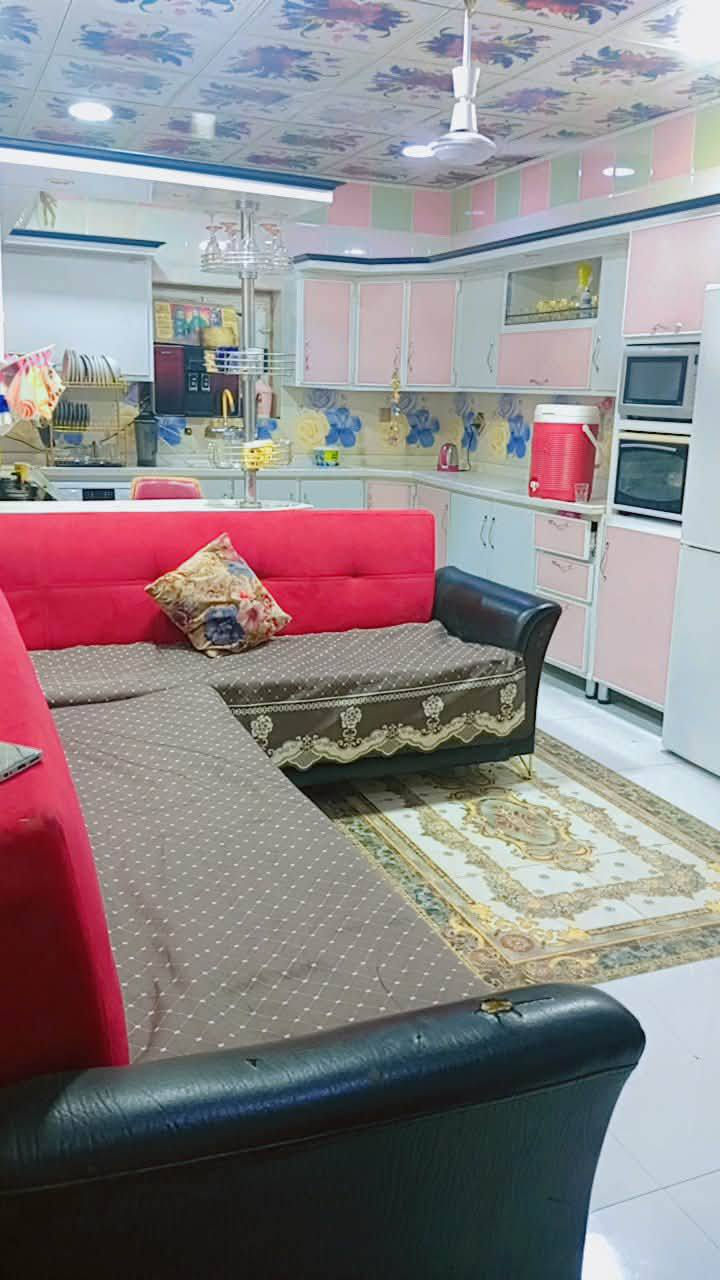 السلام عليكم بيت للبيع كربلاء حي العسكري شارع المذخر قطاع 17 خلف التجاري طابو صرف المساحه 200متر للاستفسار خاص او الاتصال بالرقم ***********
