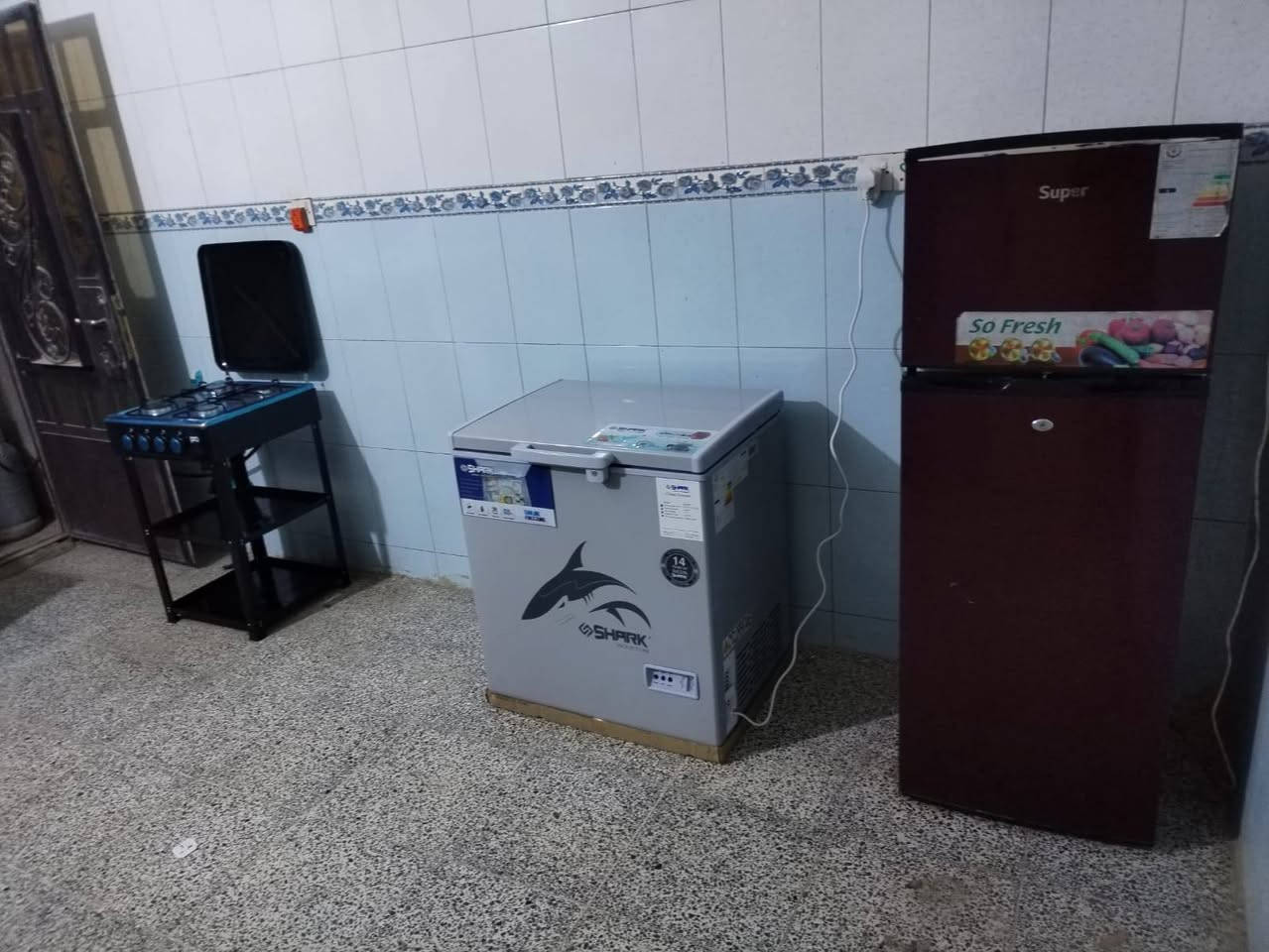 أغراض للبيع تتكون من طباخ َ ومجمدة وغسالة وسنك وثلاجة مكاني الدورة طبعا الأغراض جديدة استعمال قليل لتواصل معي خاص رقمي ***********
