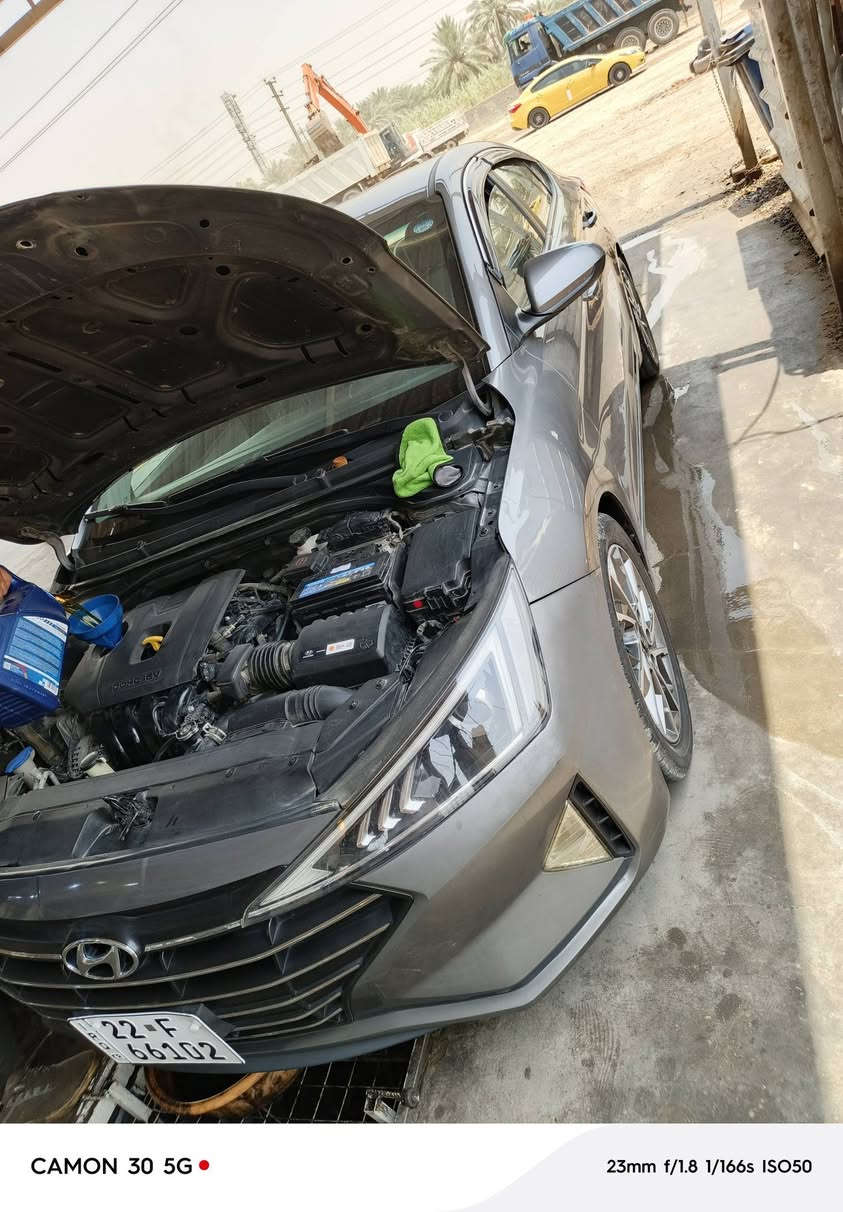 السلام عليكم ورحمه الله وبركاته مرخصت مدير الكروب المحترم النترا للبيع 2019كفاله عامه من تبديل والصبغ حادثه فقط دعاميه لبيل واحد بدون يرباك رقم اربيل الدولي بسمنه السياره تريد تحويل اوكاله كير محرك ممفتوحات ماشيه ١٠٠الف اي نقص مابيها تدفه تبريد تخم تاير كلشي  جاهر مكاني بغداد خابر وتدلل رايدها 137وكلشي اكو بل سوك للعلم كير ايتي المرغوب للستفسار***********بي واتساب
