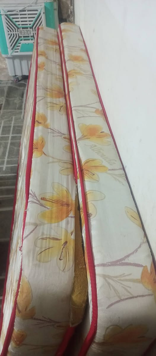 جرابي ثنين مع الدوشك لبيع ٧٠ وبيهن مجال


**إذا كنت صاحب هذا الإعلان وتريد حذفه لأي سبب، رجاءا أرسل رسالة إلى الدعم الفني**