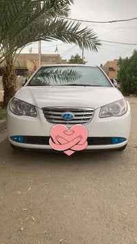 الالنترا موديل 2011 خليجي سيارة بدون ضربه بدون تبديل فقط شخوط في الابو...