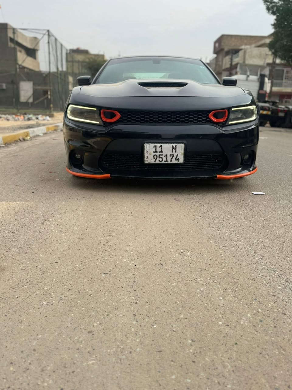 السلام عليكم جارجر موديل GT 2019 ماشية 105 الف كيلوا بسمي السيارة حادثها كما موضح في الصورة  بيها قطعتين كلير فقط امريكا  السيارة بدون ايرباك السعر 207 وبيها مجال بسيط المواصفات :
1_كامرة خلفية 
2_بصمة 
3_ حساسات خلفية 
4_انظمة قيادة سوبر تراك _ سبورت 
5_شفتات سترين 
وبيها بعد مواصفات اي استفسار اتصل :***********
