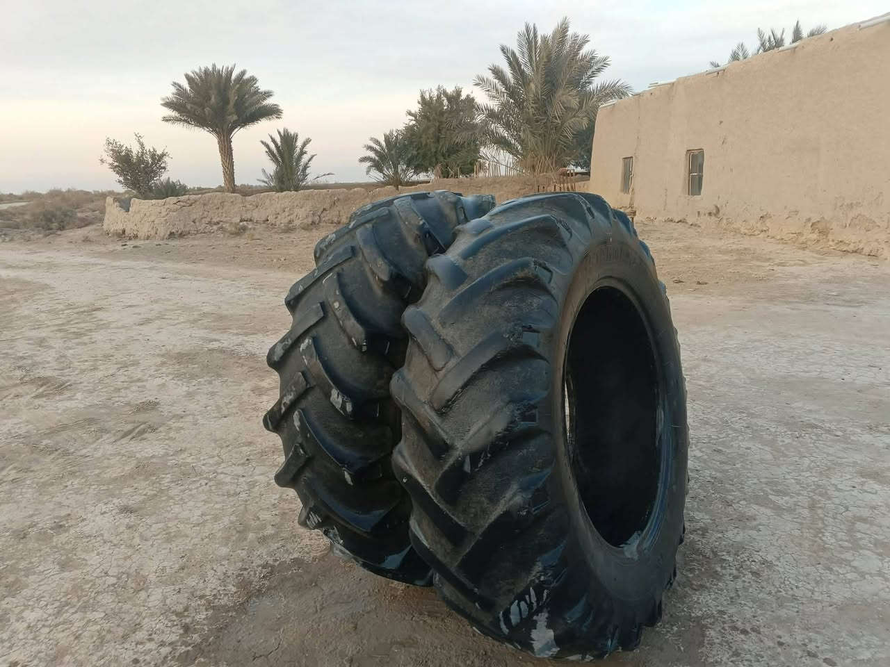 سلام عليكم البيع تواير مكينه سيرت لا ضربه ولا كاندس شرط ينشدن جوبلس تواير نضاف ***********
