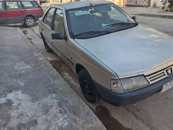 سلام عليكم بيجو روي 2008بسمي سنويه تنتهي شهر 12 السياره بنيده محلو لان طار عل الجامه مكانه بغداد السعر 26وبيه مجال بسيط اخوان لتكلي شبيه ومابيه تره هيه سعره مناسب تعال كلب وسهله انشاء الله ***********
