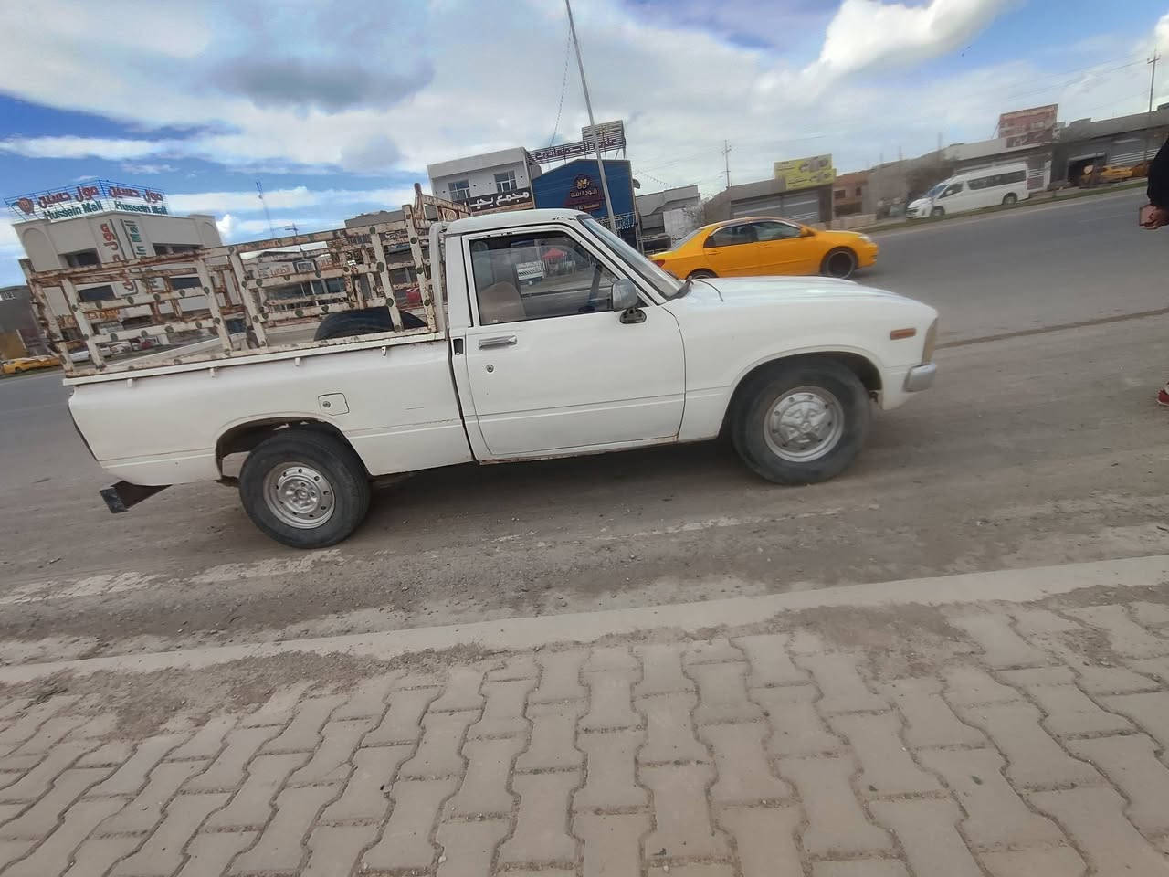 السلام عليكم سياره بيكم 80للبيع
محرك كير شرط كهربائيات شغاله رقم صدامي كركوك شرط الوكاله وتحويل  ‏‪***********‬‏
