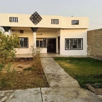 قريه طيبه العياش • غرفتين • قريب شارع عام