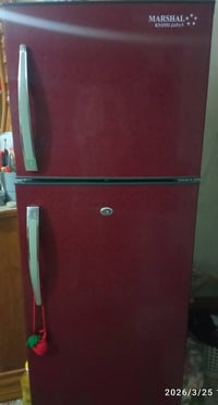 ثلاجة يابانية • ١٢ قدم • شغالة نظيفة