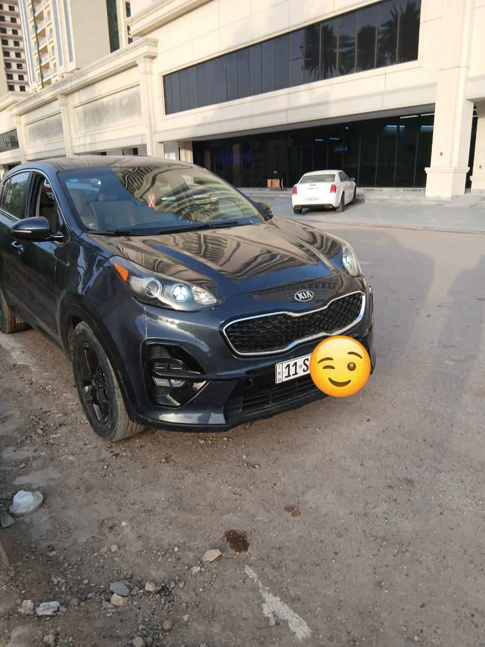 سلام عليكم  بيع او مراوس حسب لقناعة  محتاج فرق كيا سبورتج موديل 2022 وارد امريكي تحكمات تدفه بالكراسي رادار  كامره دوار وبعد بيه موصفات حادثه بنيد ودعاميه  فقط ضربه خفيفه ايرباك دشبول ودرك ماشية 44 رقم بغداد تحويل مباشر لعنوان علي لصالح قرب مجمع رويل ستي ***********
