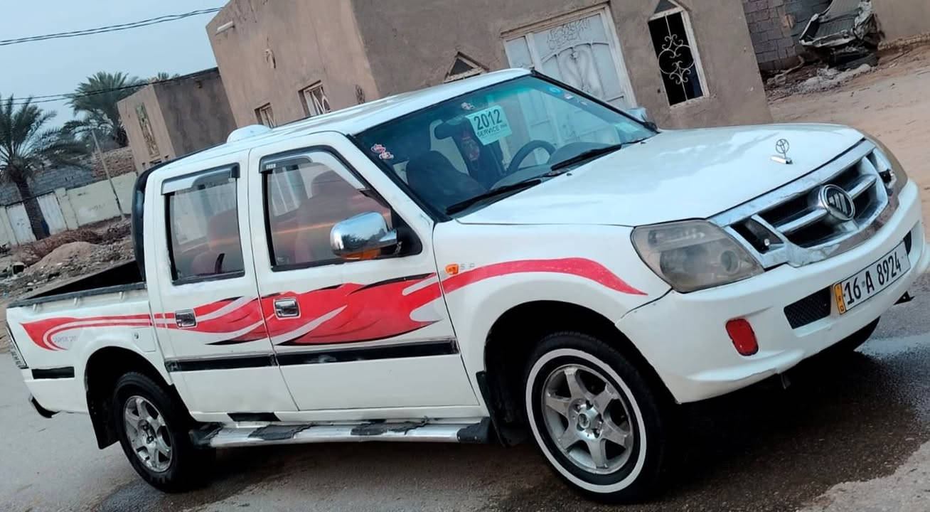 ﷽
بيكم فتون 2012 مكفوله من الضربه و التبديل سياره حلوه مال جناي جاهزه على اخر حبايه  رقمه قادسيه انكليزي مشروع وطني سنويه مجدده داخله هزاز السعر (40) وبيها مجال الشراي يتصل #مكلف_بل_نشر
 *********** 
مكان نجف مناذره
