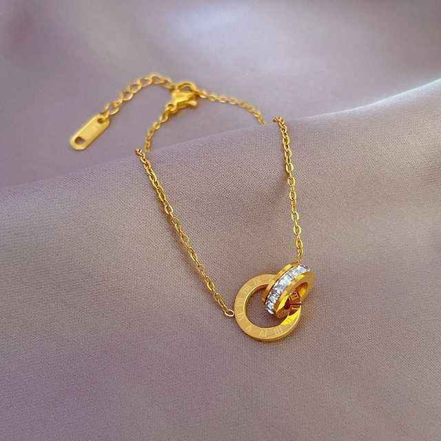 🤝 سيت شكل حلقات مرصعة بالكرستال 🤝

سيت متكون من قلادة + سوار + تراچي 🤝

🌟كوالتي ممتاز أصلي ✔️
🌟طلاء ثابت بجودة عالية 💯
🌟غير قابل للصدأ ✔️ 
🌟مصمم بلمسة جاذبية 😍 
🌟تألقي بسحر جاذبية التصميم المميز 💕
🌟متوفر باللون الذهبي بغداد, العراق


**إذا كنت صاحب هذا الإعلان وتريد حذفه لأي سبب، رجاءا أرسل رسالة إلى الدعم الفني**