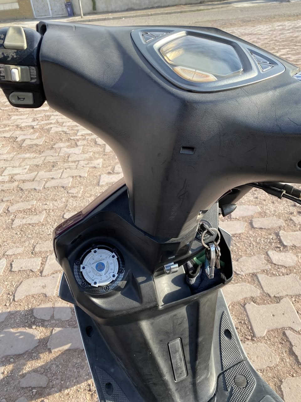 سلام عليكم 
ماكس مضلع حديث مديل 17 دراجه جديده كفاله عامه 
بيها قبغ وعنبار وتعلاوه دراجه احلى من الصور سعر خاص
***********
